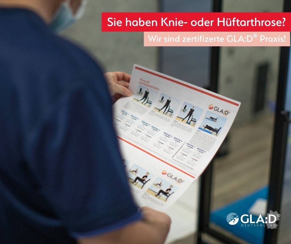 GLA:D Programm auf Papier wird von Person festgehalten.
